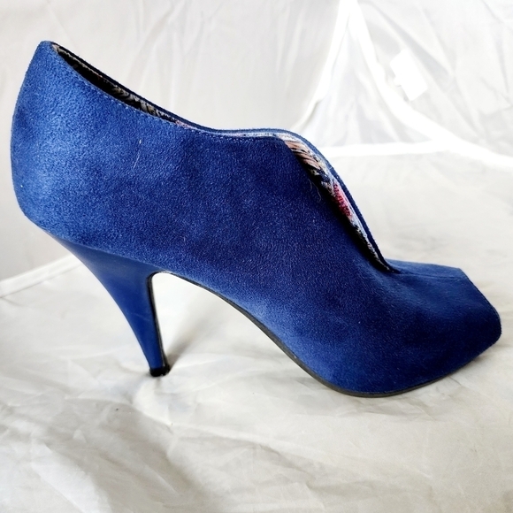 Christian Siriano Blue Suede High Heel Mule Open Toe Slip On Women's 5.5 EUC - Picture 4 of 12